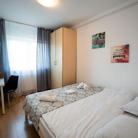 Homestay Aurel Vlaicu Apartment- Gara Brasov